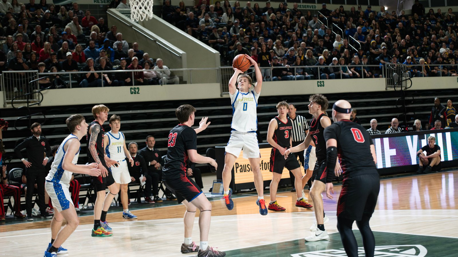 Mr. Basketball Ohio Nominee Gator Nichols hits a two-point jump shot against Circleville.